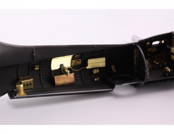 Eduard 73569 B-17G rear interior AIRFIX 1/72