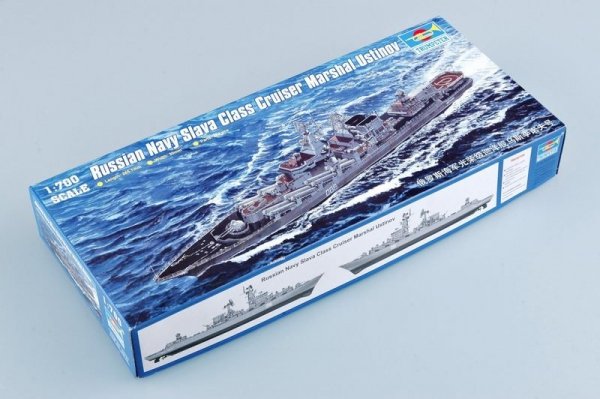 Trumpeter 05722 Russian Navy Marshal Ustinov 1/700