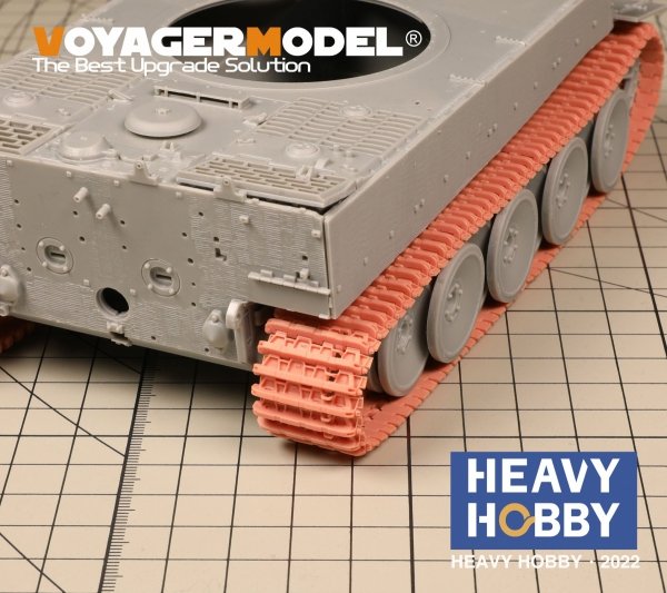 Heavy Hobby PT35003 WWII German Tiger I Initial Version Mirror Tracks Fit for Dragon 6262, 6600. RFM 5075, 5078 1/35