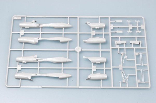 Trumpeter 03904 TU-95MS Bear-H (1:144)