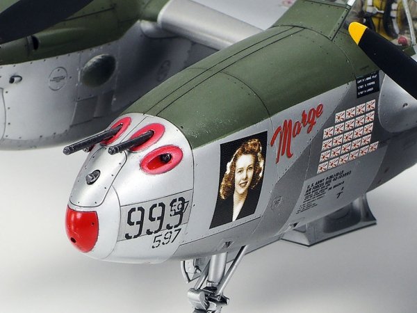 Tamiya 61123 Lockheed P-38J Lightning 1/48