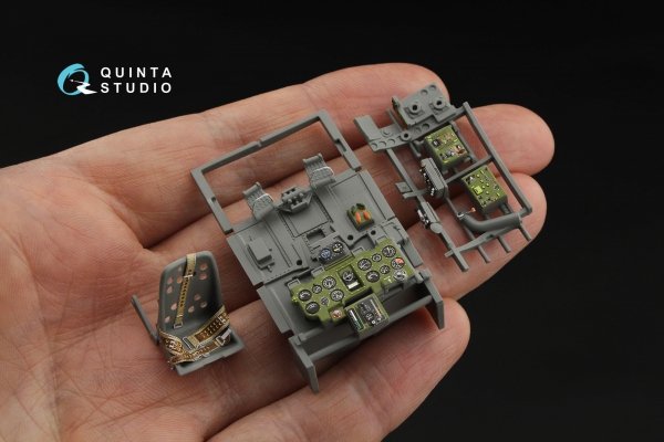 Quinta Studio QD35083 A6M2 Zero (Mitsubishi Prod.) 3D-Printed &amp; coloured Interior on decal paper (Border Model) 1/35