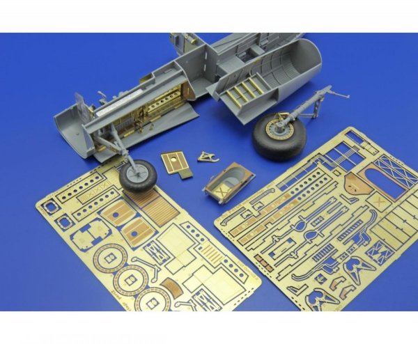 Eduard 32334 P-61A/ B undercarriage 1/32 Hobby Boss