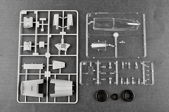 Trumpeter 02246 F-100F Super Sabre 1/32