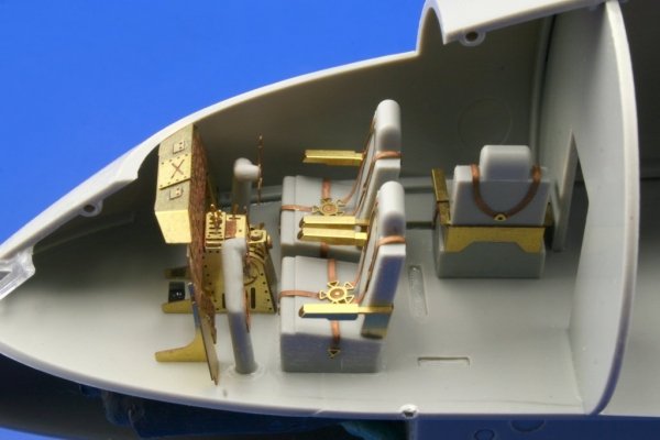 Eduard 73343 Nimrod 1/72 AIRFIX