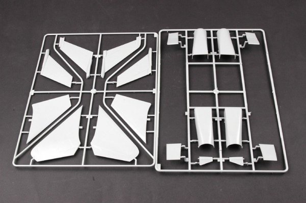 Trumpeter 03201 Grumman F-14A Tomcat (1:32)
