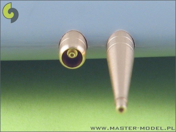 Master AM-48-005 Supermarine Spitfire early E wing - Hispano 20mm &amp; .50cal in fairings (1:48)