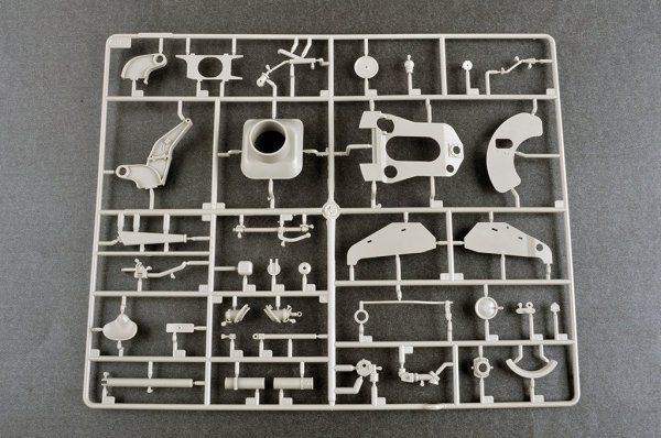 Trumpeter 00934 German Sd.Kfz 173 Jagdpanther Early Version 1/16