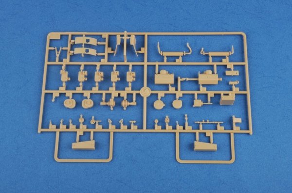 Hobby Boss 83829 Hungarian 40M Nimrod Anti-Aircraft Gun (1:35)