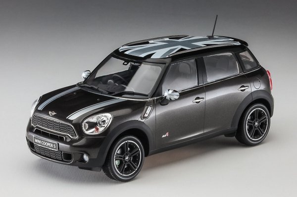 Hasegawa 20704 Mini Cooper S Countryman ALL4 Black Jack 1/24