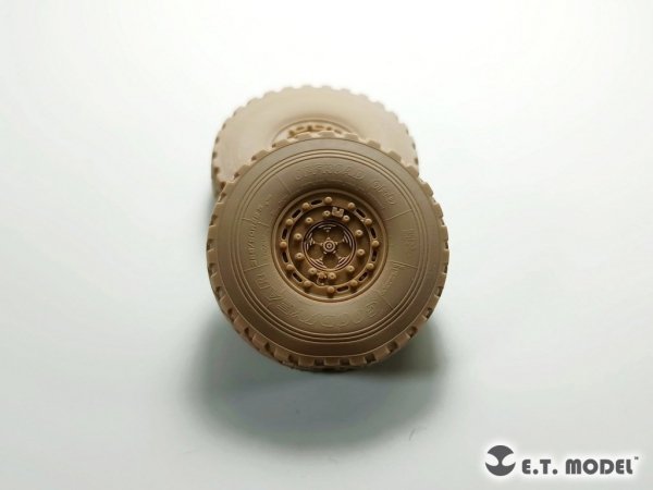 E.T. Model P35-131 KAMAZ-43509 Truck Sagged wheels &amp; Spare Wheels for Zvezda kit 1/35