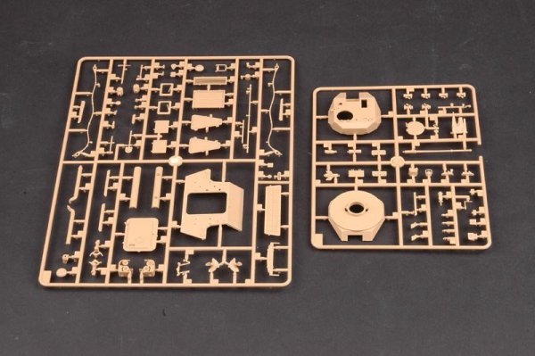 Hobby Boss 82456 ZSL-92B IFV (1:35)