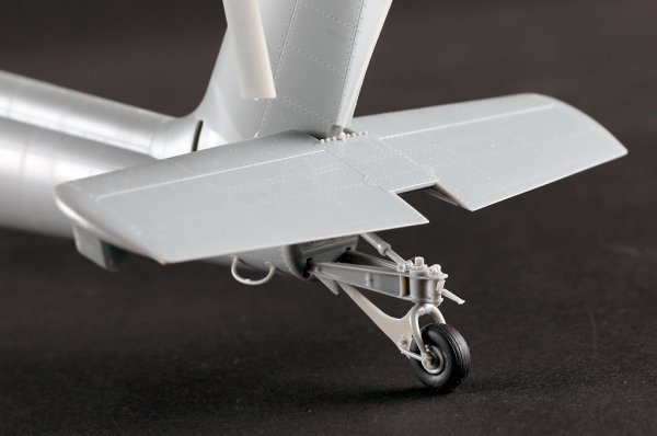 Trumpeter 05115 AH-64A Apache Late 1/35