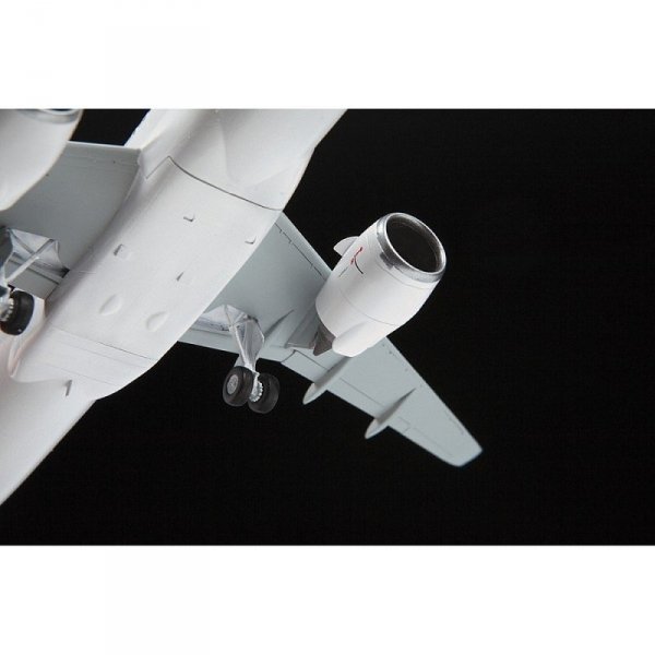 Zvezda 7043 AIRBUS A-321 NEO 1/144
