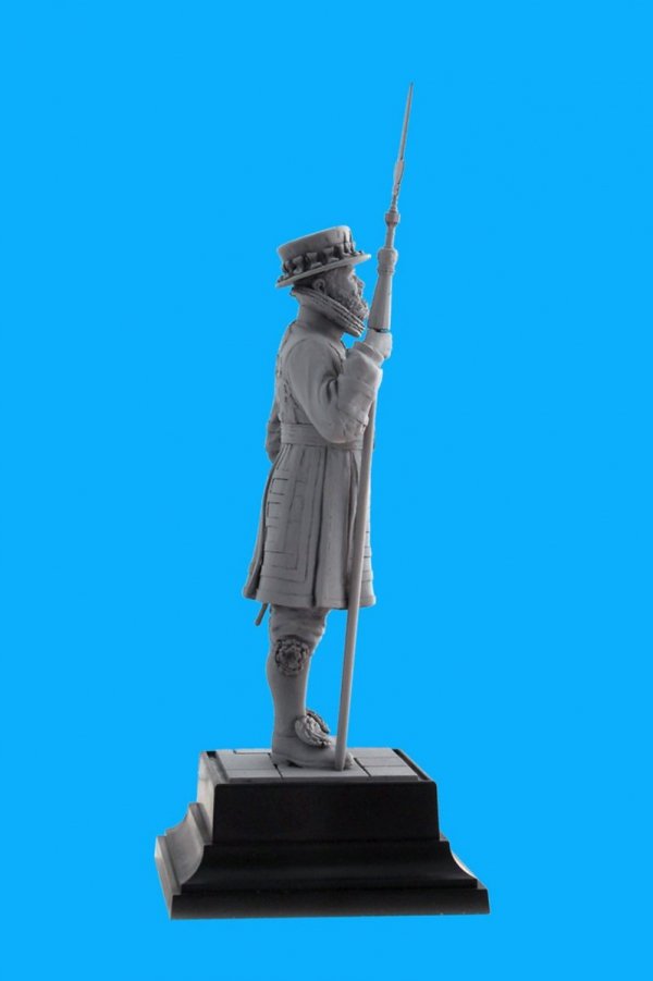 ICM 16006 Yeoman Warder Beefeater (1:16)