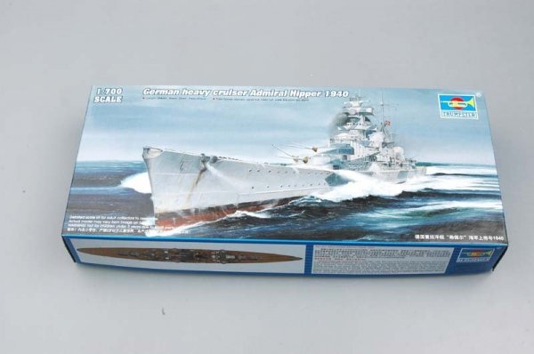 Trumpeter 05775 German Cruiser Admiral Hipper (1940) 1:700