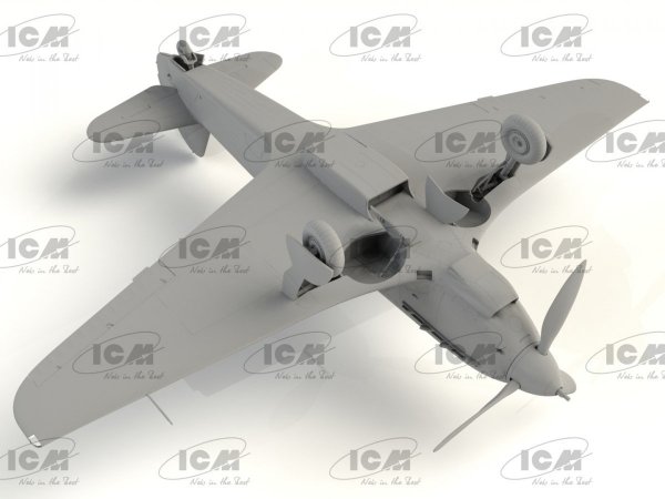 ICM 32090 Yak-9T, WWII Soviet fighter 1/32
