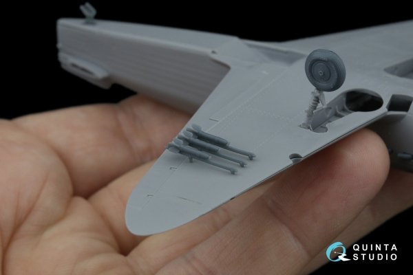 Quinta Studio QT72013 RS-82 Rockets with RO-82 launchers, 10 pcs (all kits) 1/72