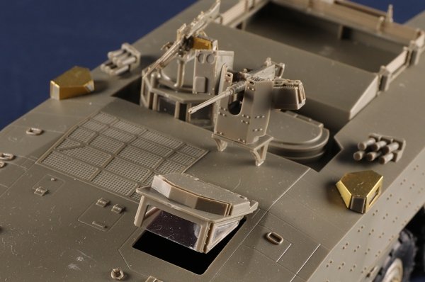 Hobby Boss 84509 IDF Eitan Wheeled APC 1/35