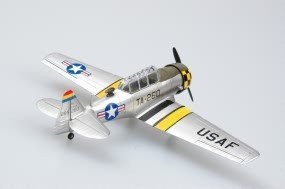 Hobby Boss 80233 American T-6G &quot;Texan&quot; (1:72)