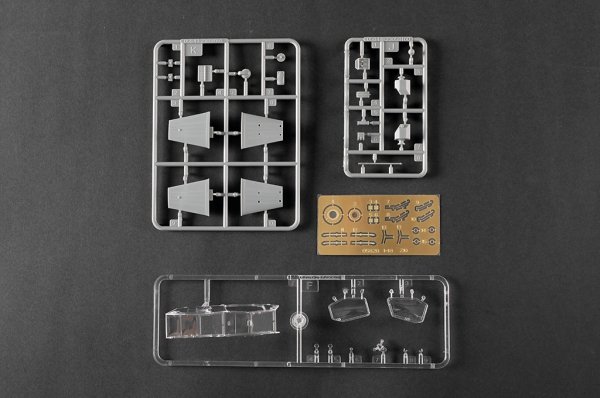 Trumpeter 05849 Chinese Z-10G Attack Helicopter 1/48