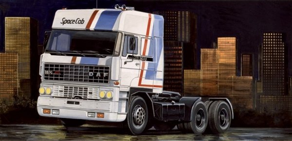 Italeri 0777 DAF 3600 SPACE CAB 1/24