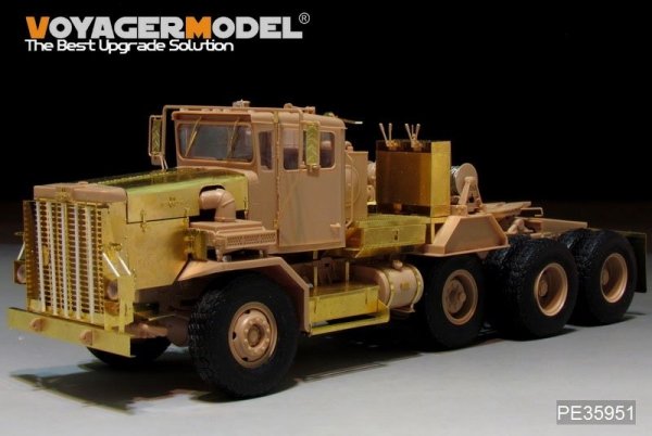 Voyager Model PE35951 Modern US Army M911 C-HET &amp;M747 Heavy Equipment Semi-Trailer For MENG SS-013 1/35