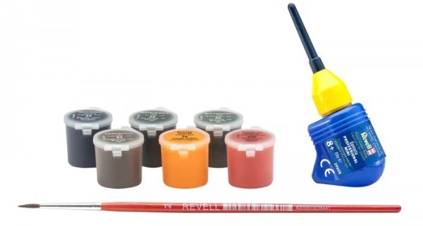 Revell 05631 70 Years Bundeswehr: Leopard 2 A6 Exclusive Edition 1/35