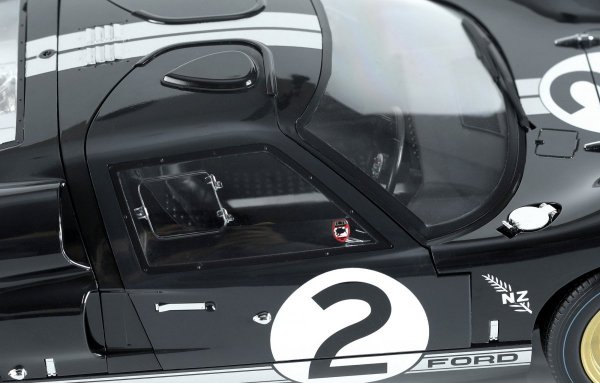 Meng Model RS-003 Ford GT40 Mk.II '66 Champion (pre-coloured) 1/12