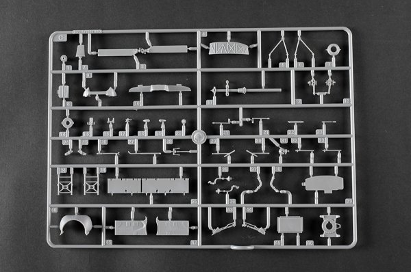 Trumpeter 05112 UH-1B Huey - Gunship 1/35