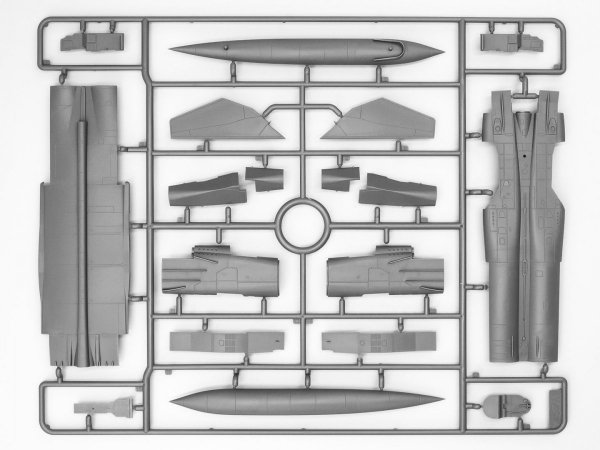 ICM 72178 MiG-25PU Soviet Training Aircraft 1/72