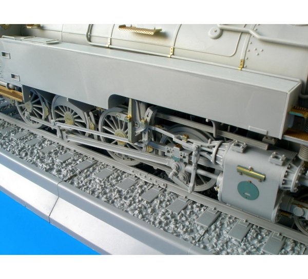 Eduard 36174 BR 86 exterior 1/35 Trumpeter