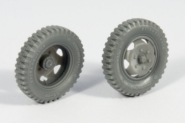 Panzer Art RE35-364 Mercedes 1500 late 6 holes road wheels (gelande pattern) 1/35