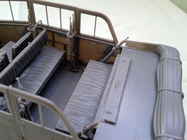 Miniart 35147 L1500A Kfz.70 German Personnel Car (1:35)