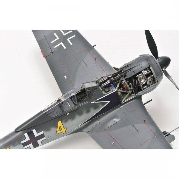 Zoukei-Mura SWS3221 Focke-Wulf Fw 190 A-4 &quot;Siegfried Schnell&quot; 1/32