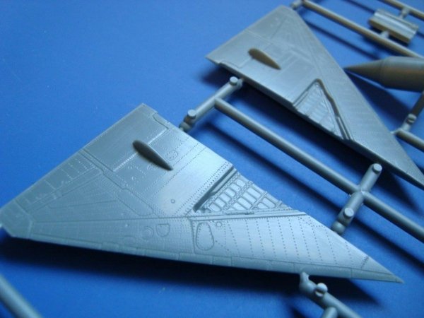 Kozavody Prostejov KPM0102 MiG-21 BIS Fishbed Part II. (1:72)
