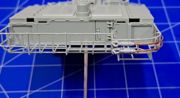 Eureka XXL ER-3575 K2 Black Panther MBT Towing Cables &amp; Holders (Academy) 1/35
