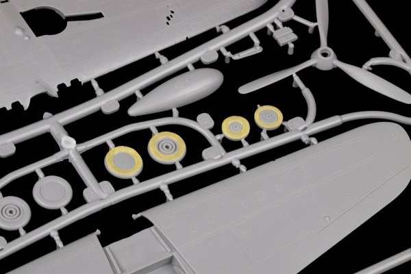 Eduard EX1073 P-39N ARMA HOBBY 1/48