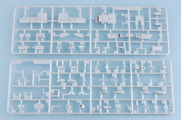 Trumpeter 05723 Ukraine Navy Slava Class Cruiser Vilna Ukraina 1:700