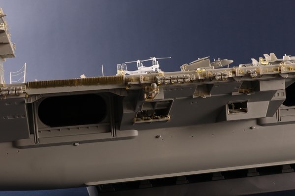 Trumpeter 05638 USS Gerald R.Ford CVN-78 1/350
