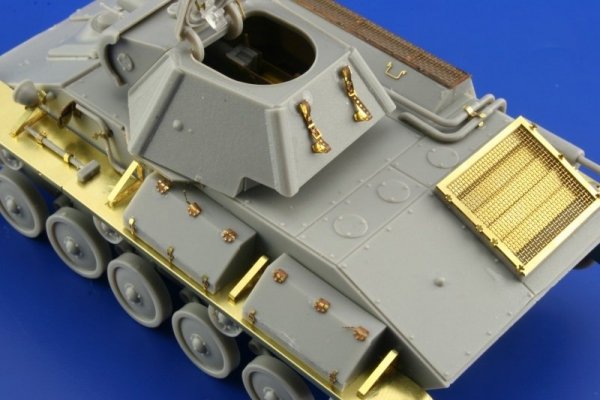 Eduard 35892 T-70M early rounded fenders 1/35 MiniArt