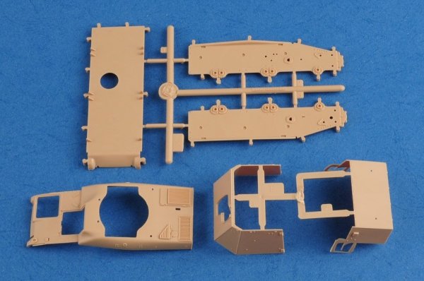 Hobby Boss 83809 Befehlsfahrzeug auf Fgst. Pz.Kpfw.35 R 731(f) (1:35)