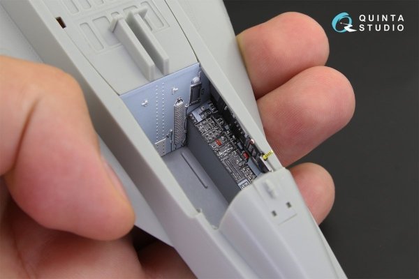 Quinta Studio QD32080 F/A-18E 3D-Printed &amp; coloured Interior on decal paper (for Trumpeter kit) 1/32