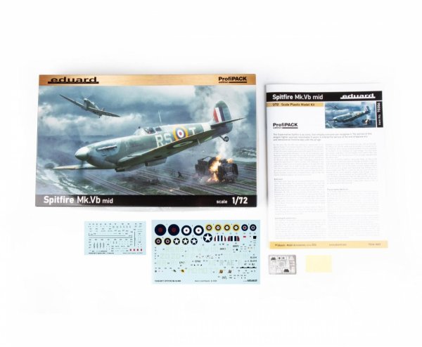 Eduard 70206 Supermarine Spitfire Mk.Vb Mid - The ProfiPACK Edition 1/72