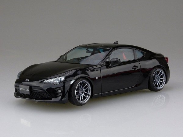 Aoshima 05179 TOYOTA ZN6 TOYOTA86 16 with CUSTOM WHEELS (1:24)