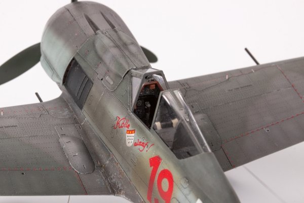 Eduard 82147 Fw 190A-8 1/48