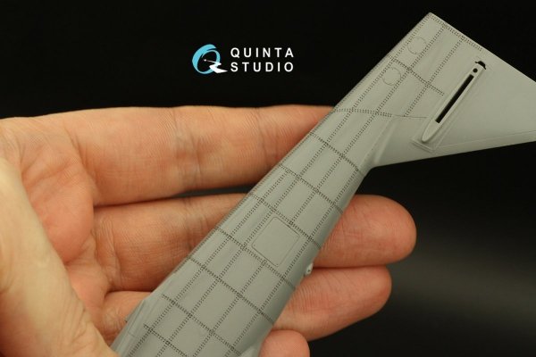 Quinta Studio QRV-027 Double riveting rows (rivet size 0.10 mm, gap 0.4 mm, suits 1/72 scale), Black color, total length 6.7 m/22 ft