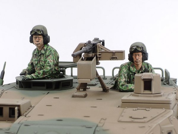 Tamiya 35383 Type 16 MCV C5 w/winch 1/35
