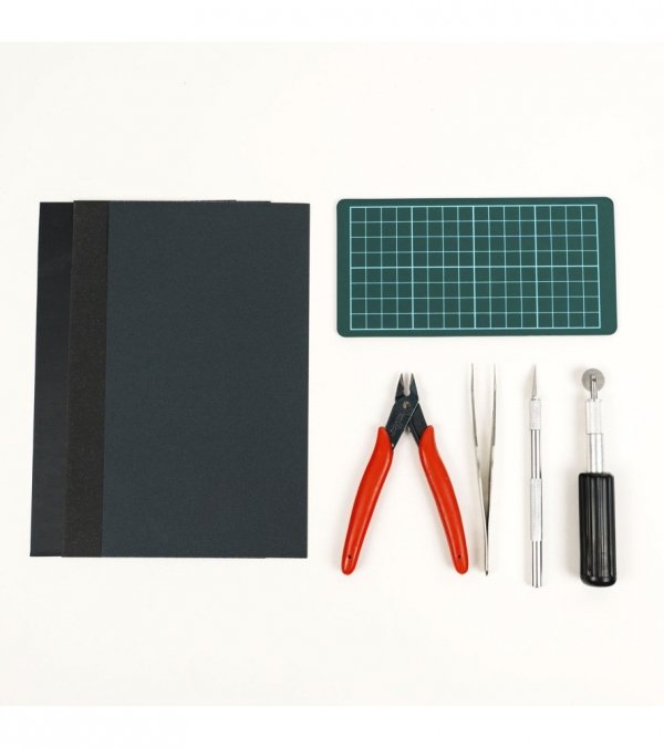 ARTESANIA LATINA 27003-1 Zestaw narzędzi nr 4 - mikronitownica, frez, pęseta, mata do cięcia, papier ścierny