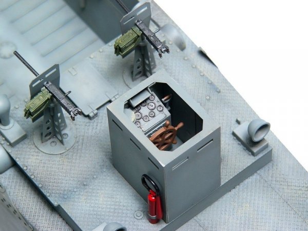 Trumpeter 00347 WWII US Navy LCM (3) Landing (1:35)